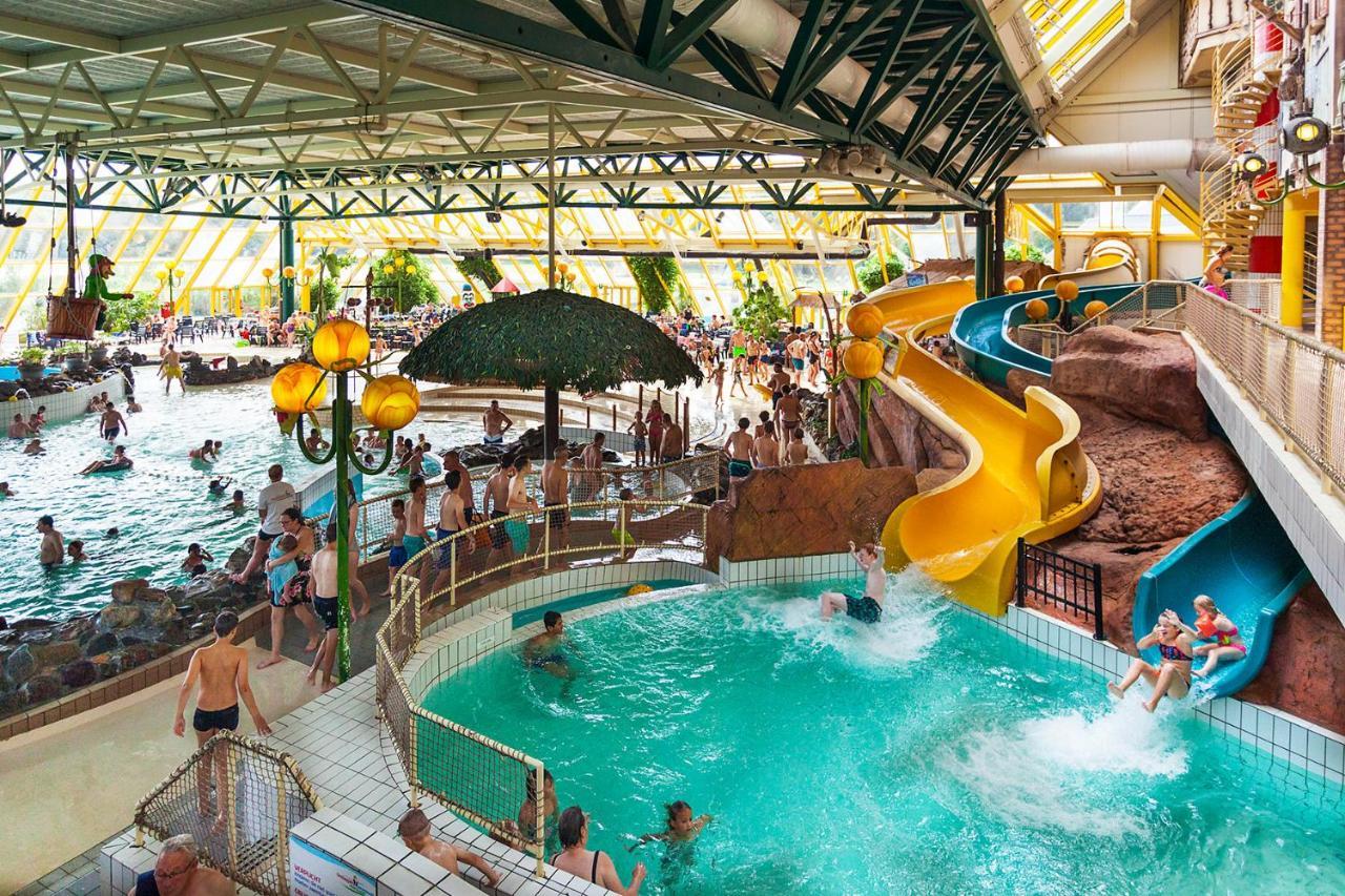 Oostappen Vakantiepark Hengelhoef Nv Hotel Aan de Wolfsberg Екстериор снимка