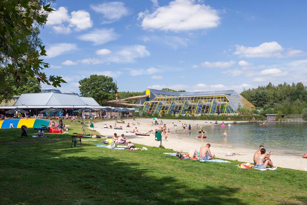 Oostappen Vakantiepark Hengelhoef Nv Hotel Aan de Wolfsberg Екстериор снимка